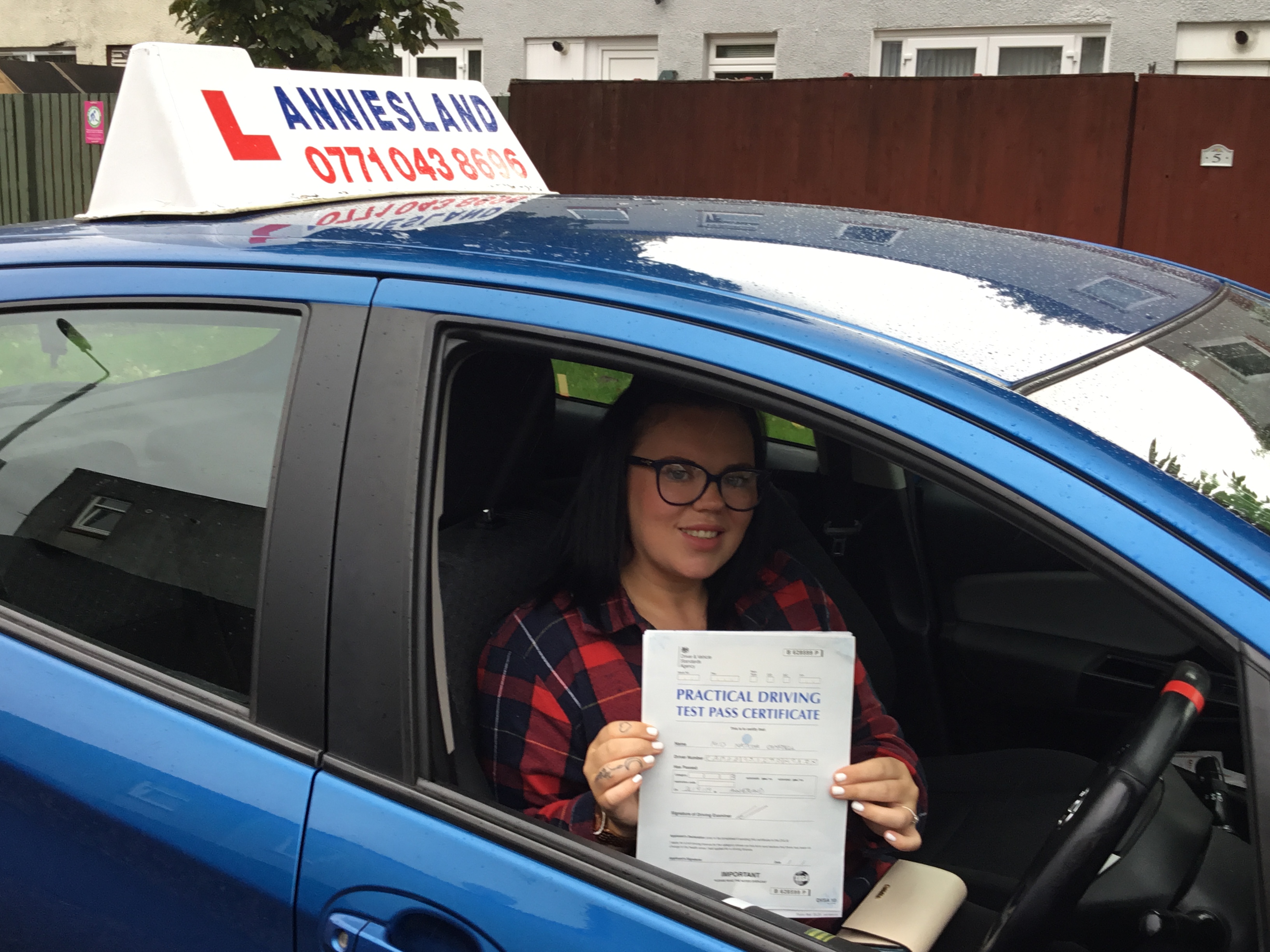 Natasha Campbell successfully passed their driving test with Anniesland Driving School