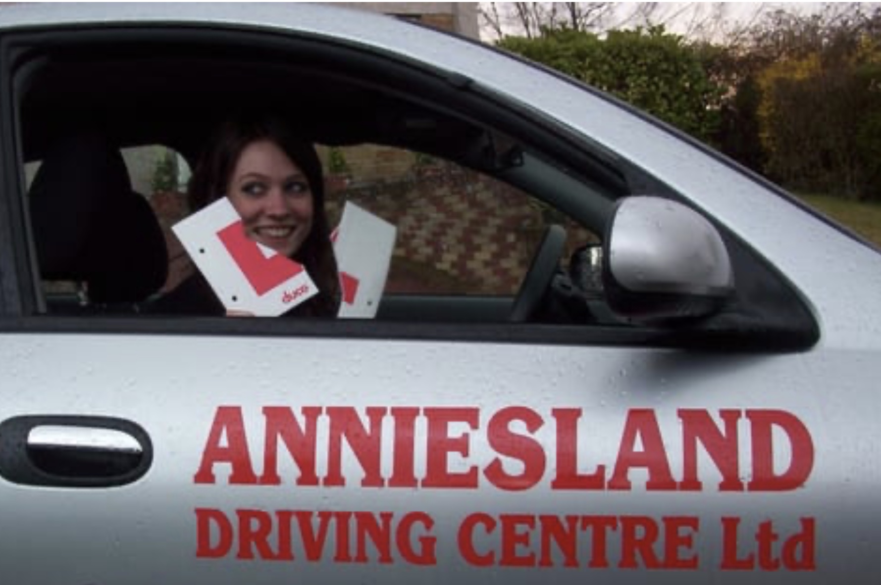 Alex cummings successfully passed their driving test with Anniesland Driving School